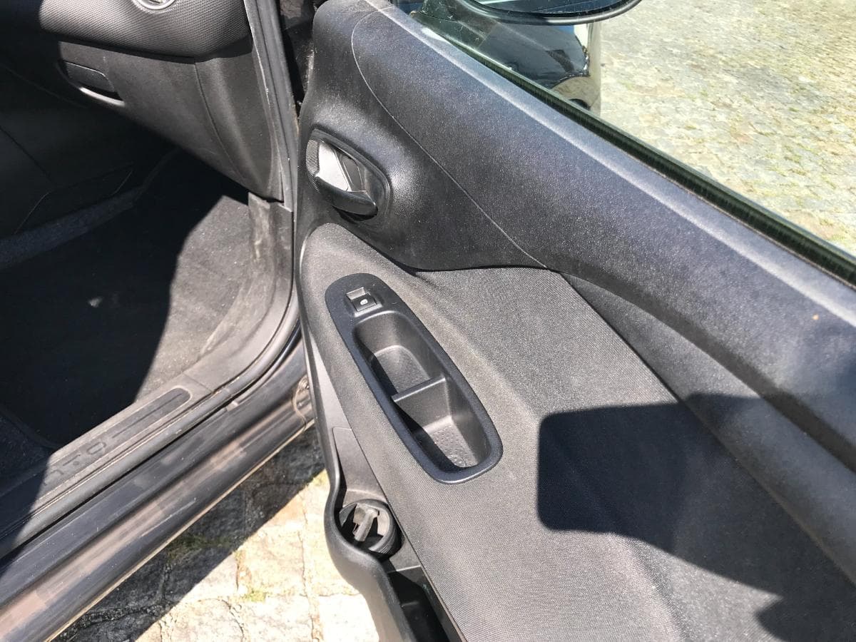 Fiat Punto 1.2 · Ano 2016 — imagen 27