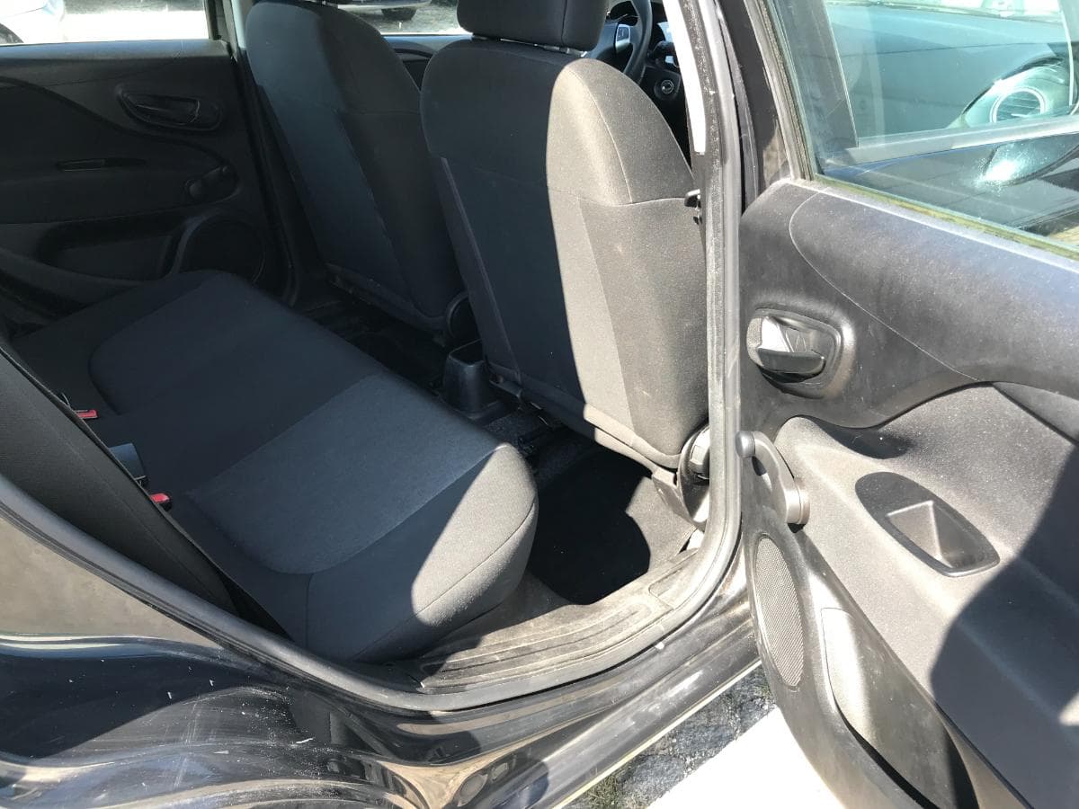Fiat Punto 1.2 · Ano 2016 — imagen 28