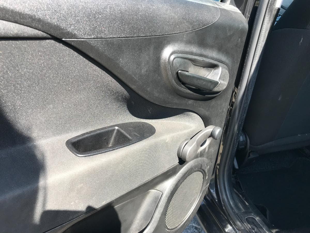 Fiat Punto 1.2 · Ano 2016 — imagen 31