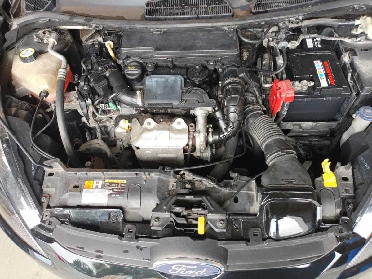 Ford Fiesta 1.4 TDCi · Ano 2009 — image 10
