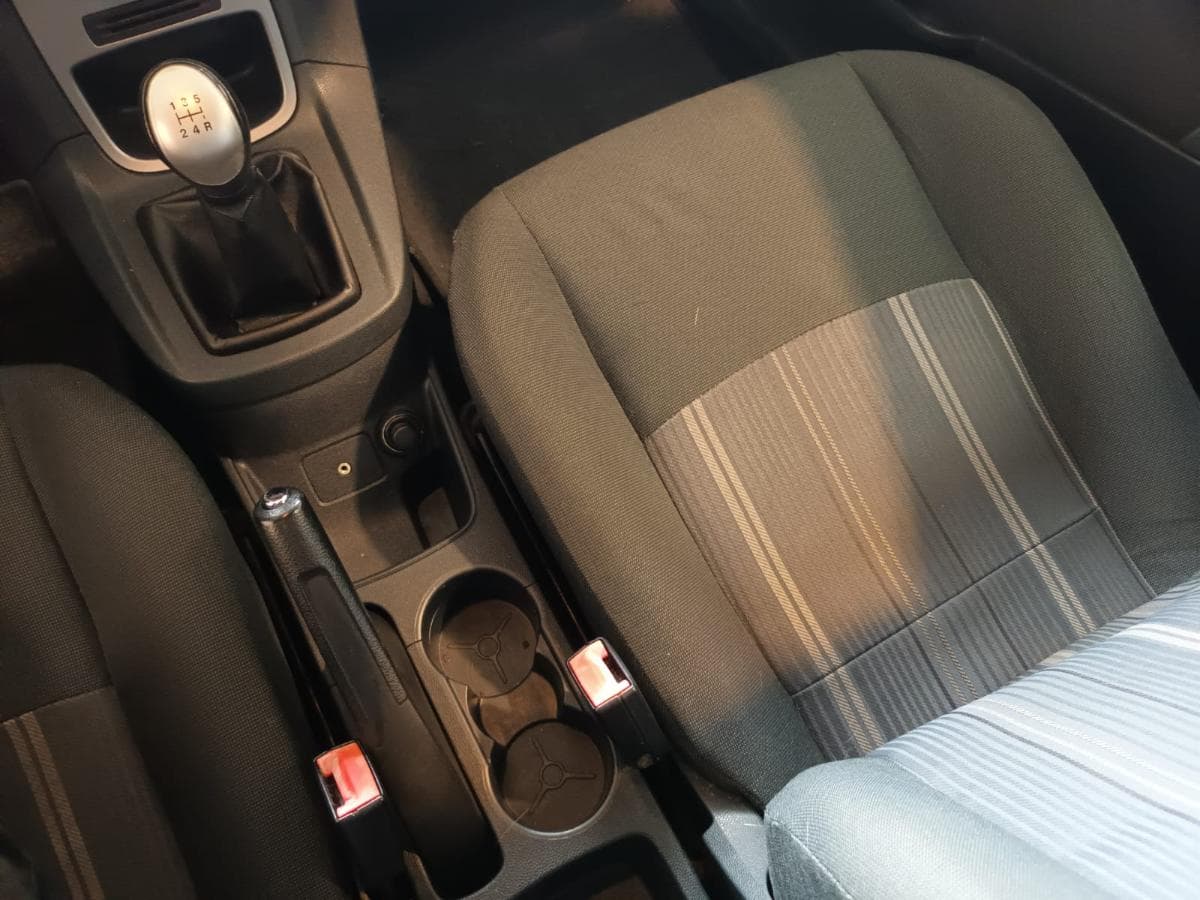 Ford Fiesta 1.4 TDCi · Ano 2009 — image 26