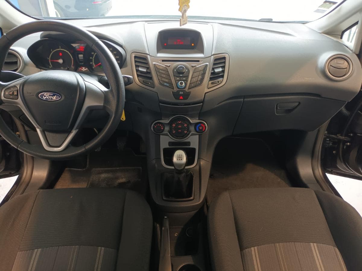 Ford Fiesta 1.4 TDCi · Ano 2009 — image 22