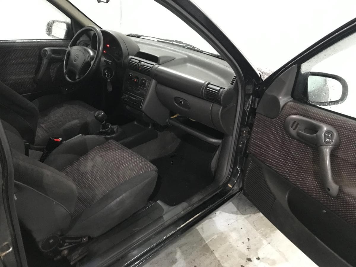Opel Corsa 1.5TD · Ano 1994 — imagem 10