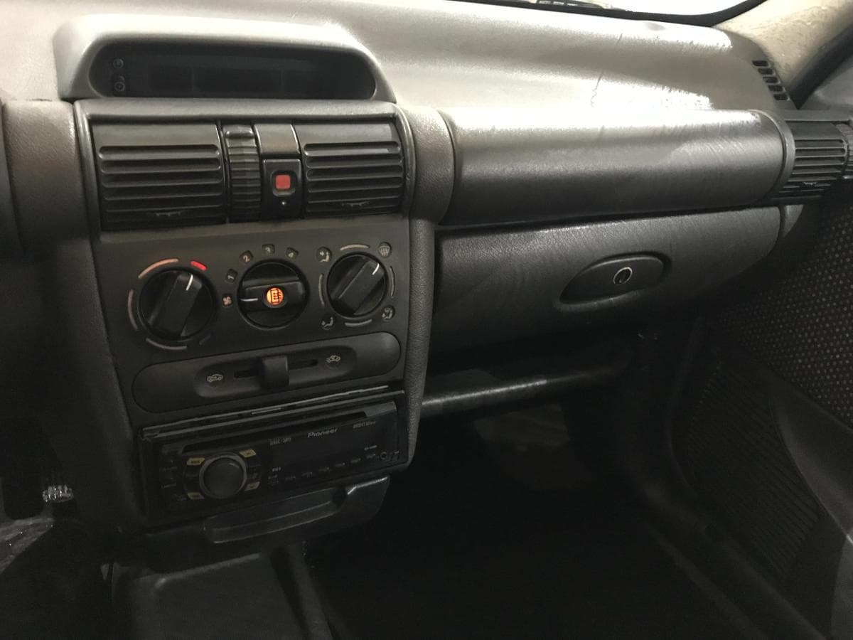 Opel Corsa 1.5TD · Ano 1994 — imagem 14