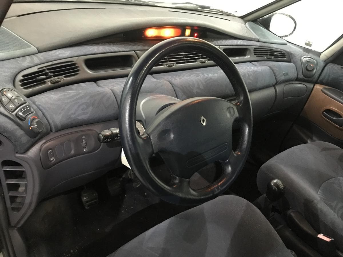 Renault Espace 2.2 TD · Ano 1998 — imagen 25