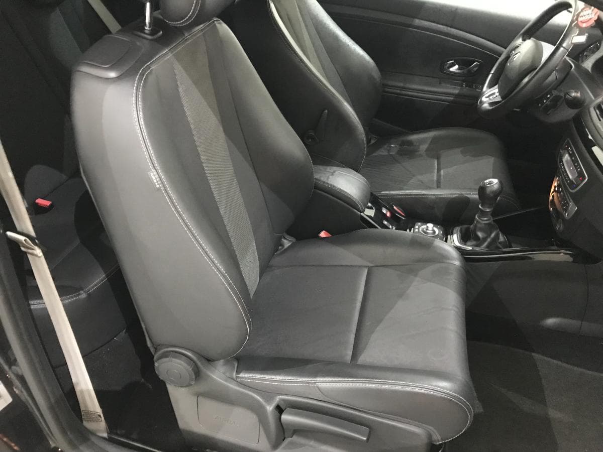 Renault Mégane 1.5DCI · Ano 2013 — image 22