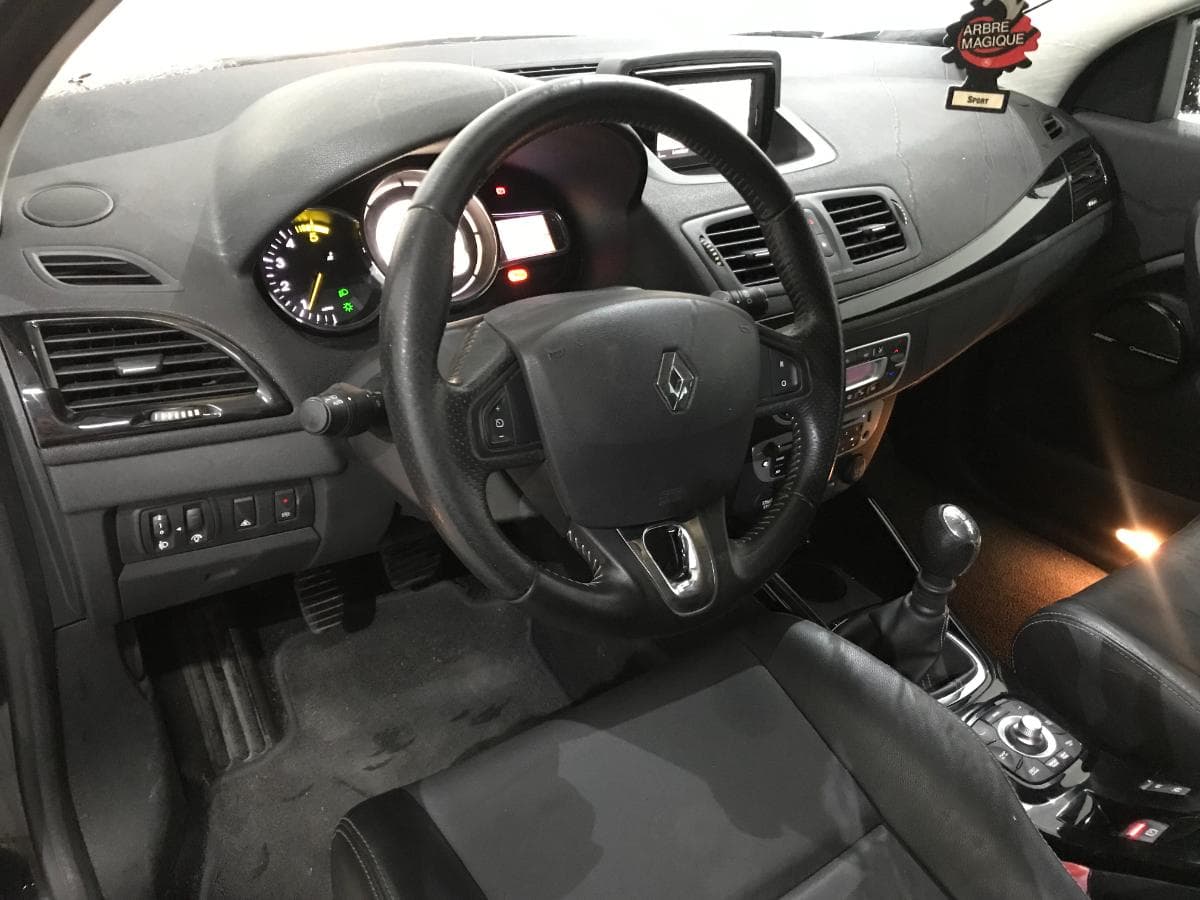 Renault Mégane 1.5DCI · Ano 2013 — image 27