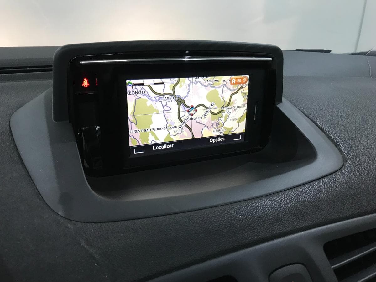 Renault Mégane 1.5DCI · Ano 2013 — image 28