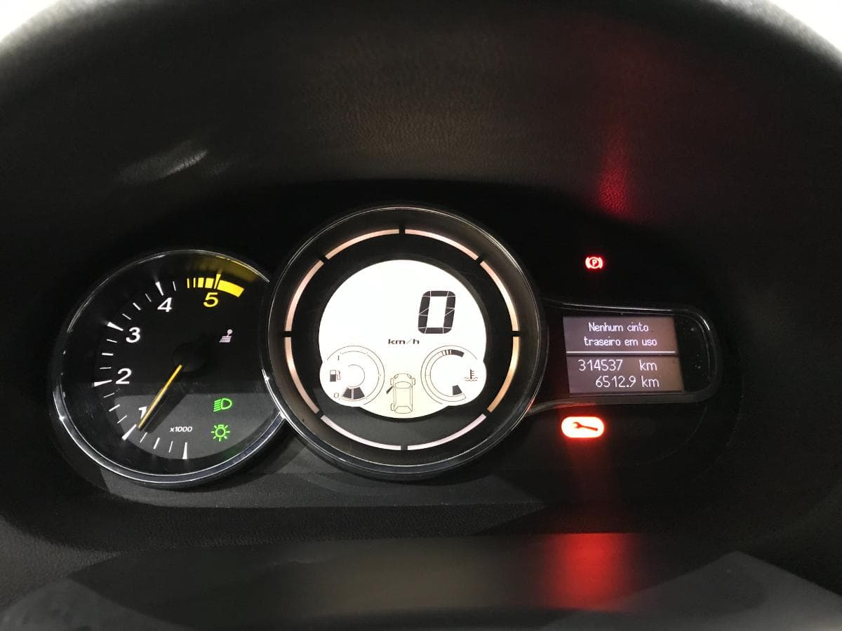 Renault Mégane 1.5DCI · Ano 2013 — image 35