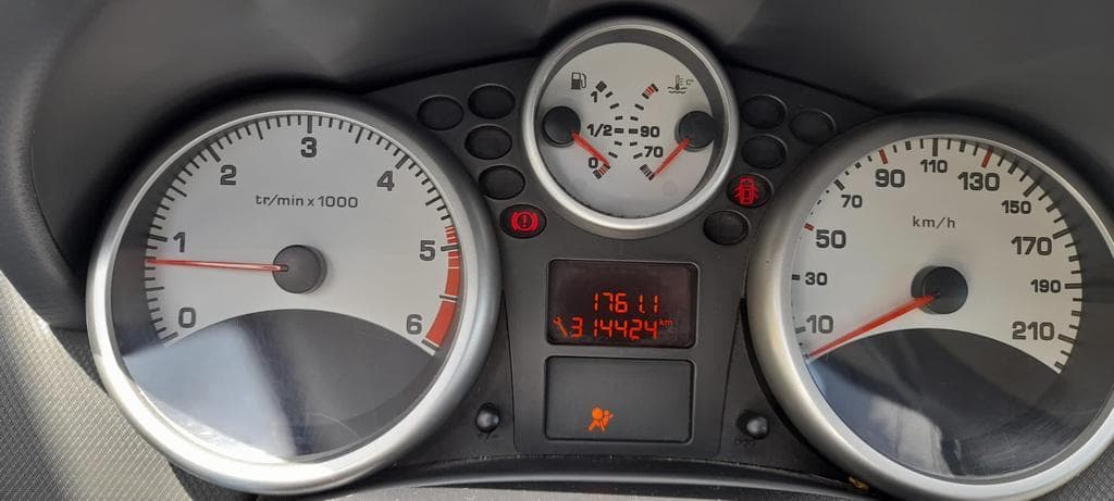 Peugeot 207 1.4HDI · Ano 2008 — image 18