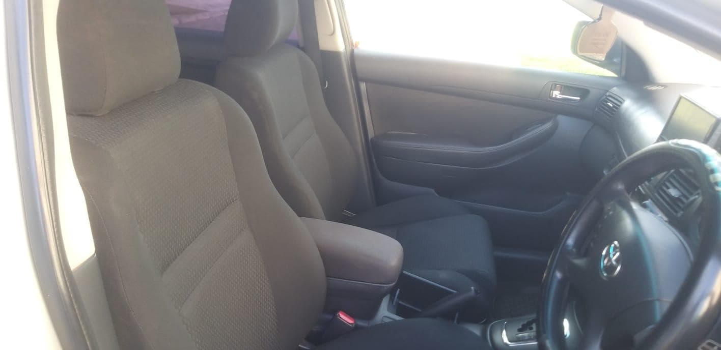 Toyota Avensis · — imagem 7