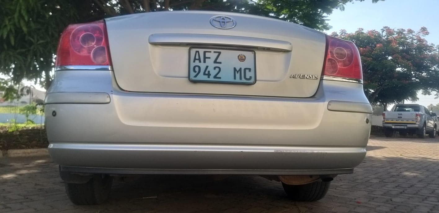 Toyota Avensis · — imagem 3