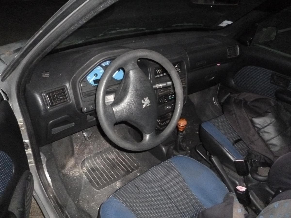 Peugeot 106 — imagen 9