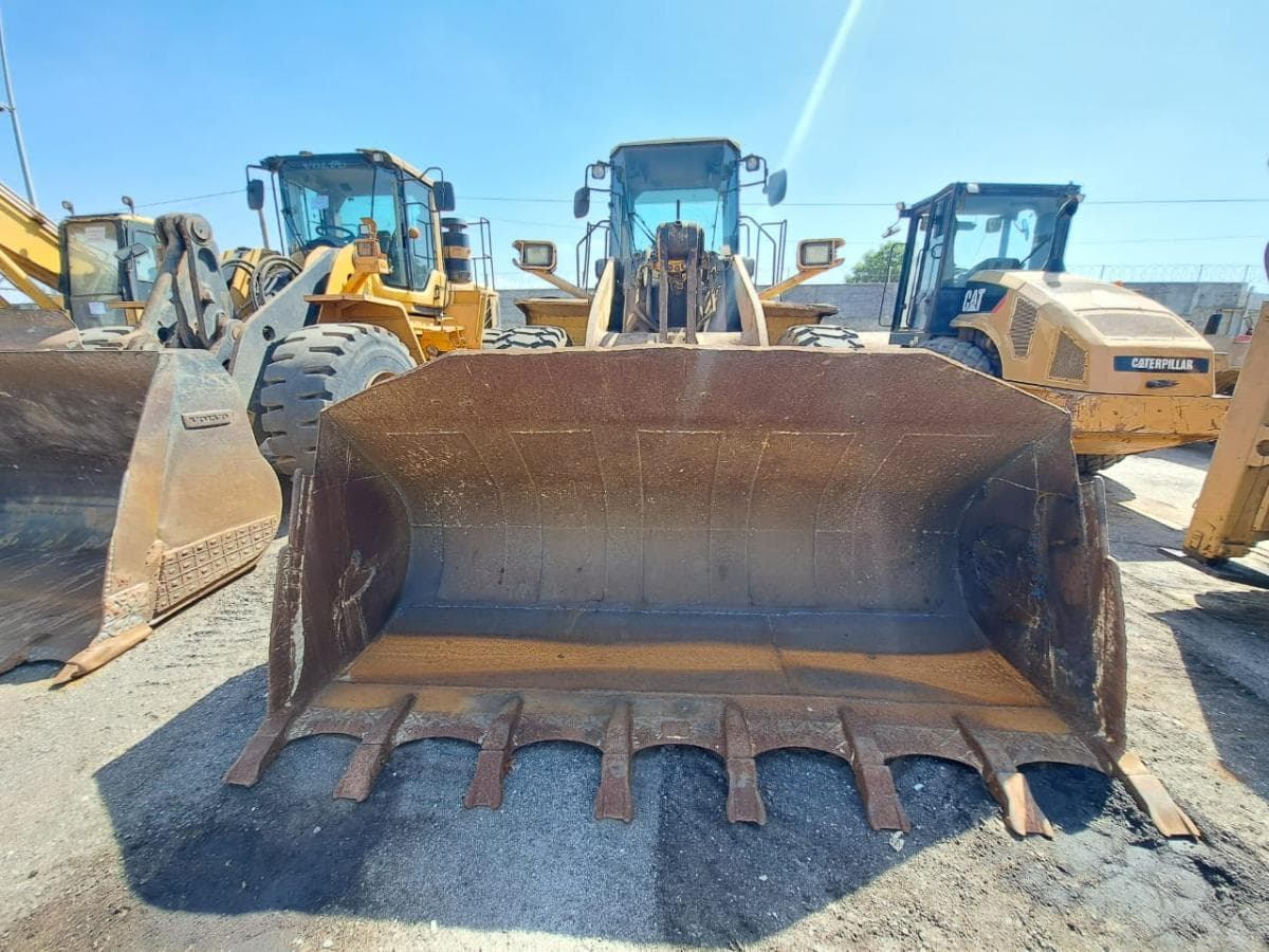 Pá Carregadoras de Pneus KOMATSU · Viana — image 8