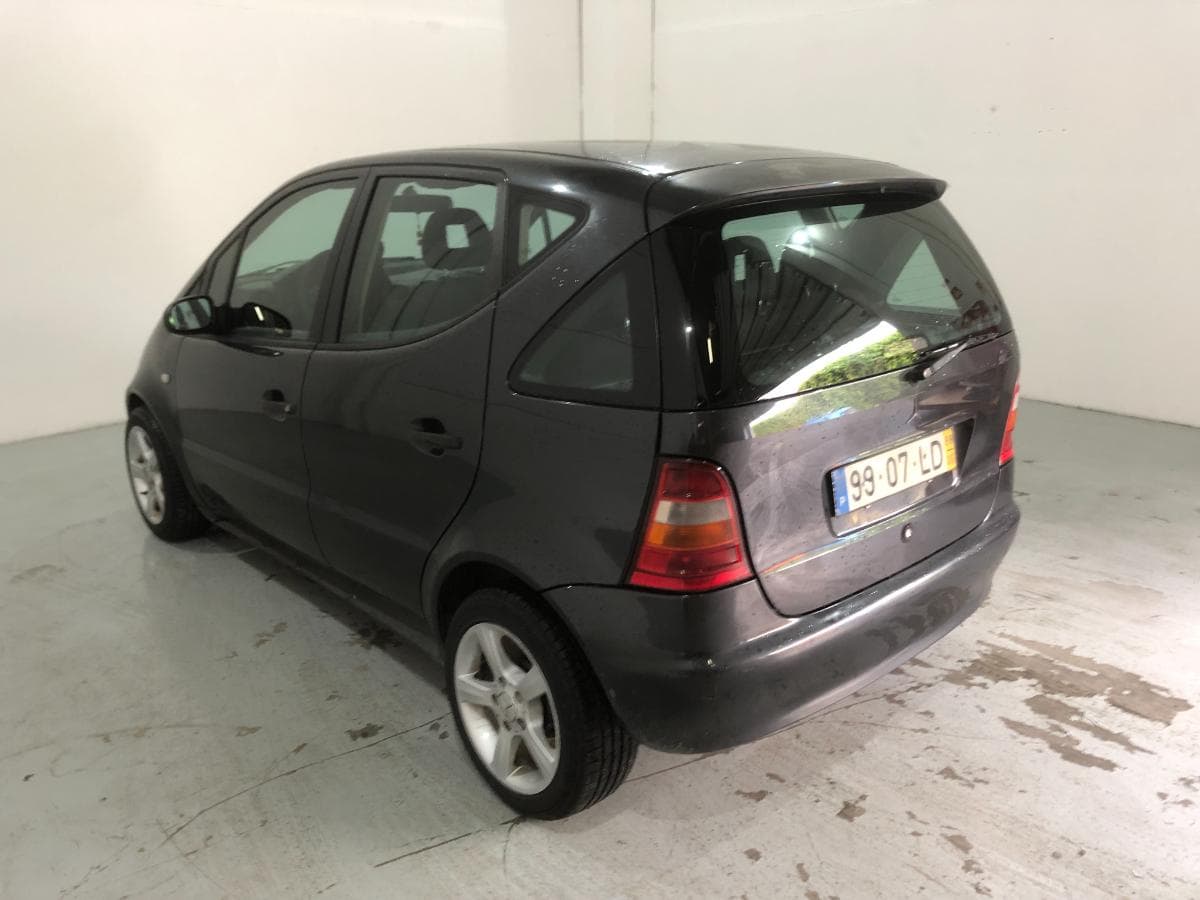 Mercedes-Benz A 140 · Ano 1998 — imagem 11