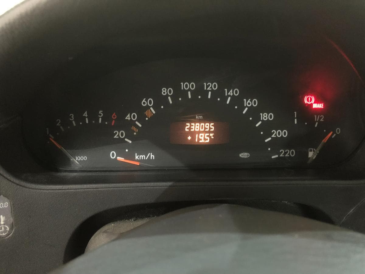 Mercedes-Benz A 140 · Ano 1998 — imagem 22