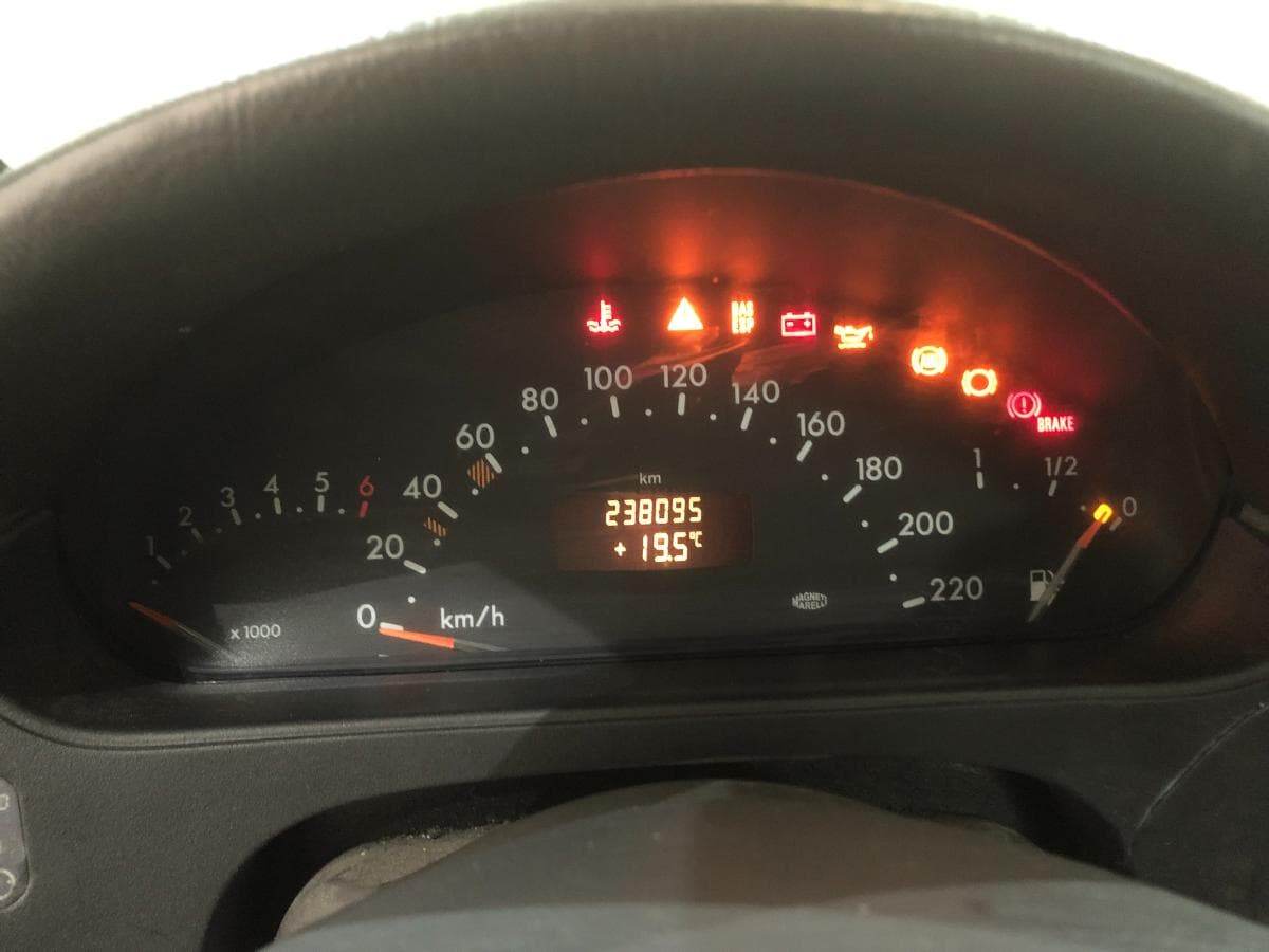 Mercedes-Benz A 140 · Ano 1998 — imagem 38