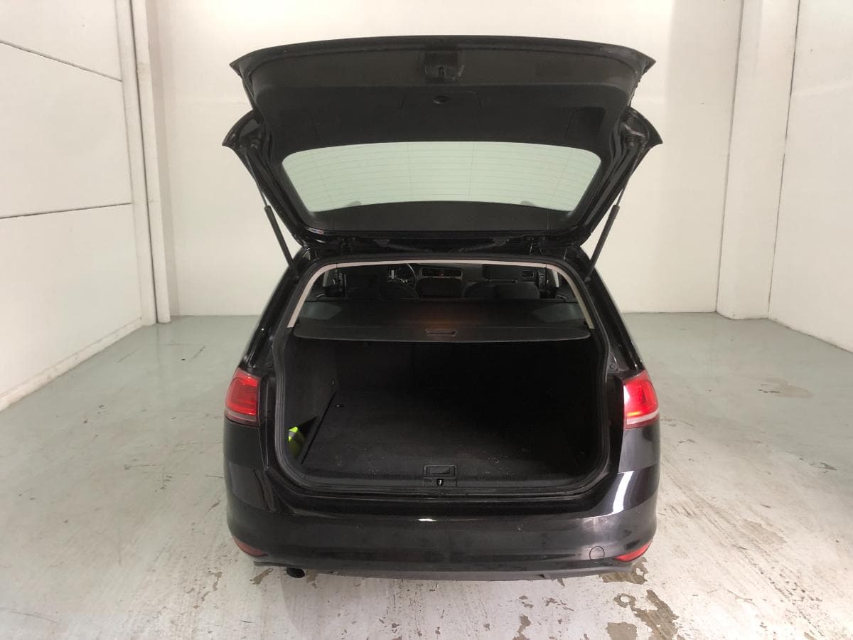 Volkswagen Golf 1.5 TDI· Ano 2014 — imagen 9