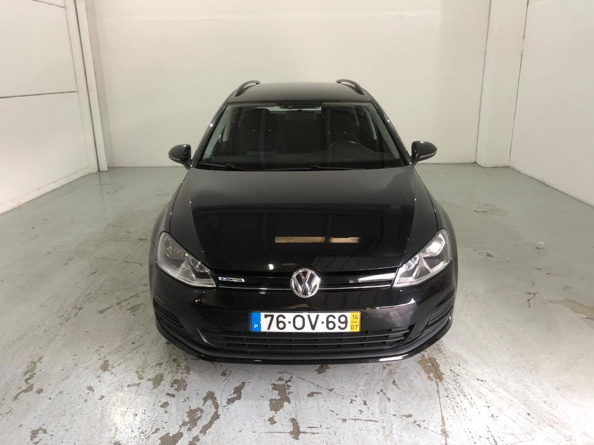 Volkswagen Golf 1.5 TDI· Ano 2014 — imagen 3