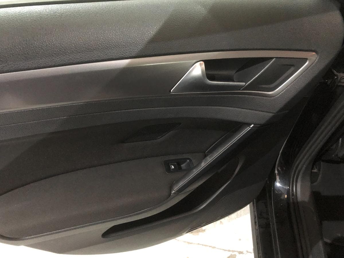 Volkswagen Golf 1.5 TDI· Ano 2014 — imagen 21