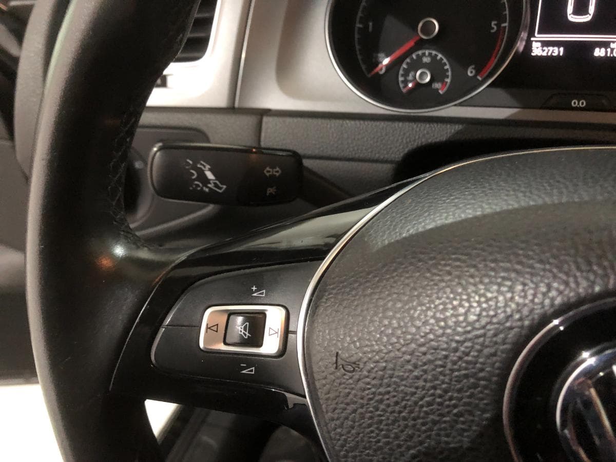 Volkswagen Golf 1.5 TDI· Ano 2014 — imagen 29