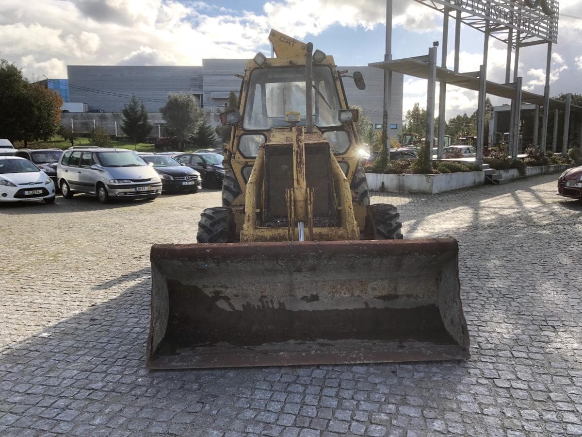 Retroescavadora CAT 428-II 4x4 — imagen 3