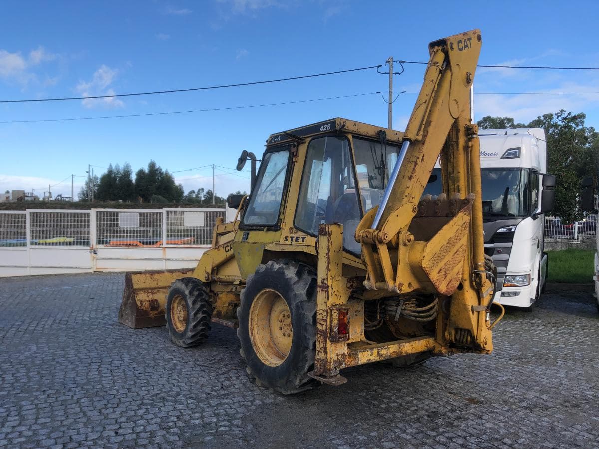 Retroescavadora CAT 428-II 4x4 — imagen 4