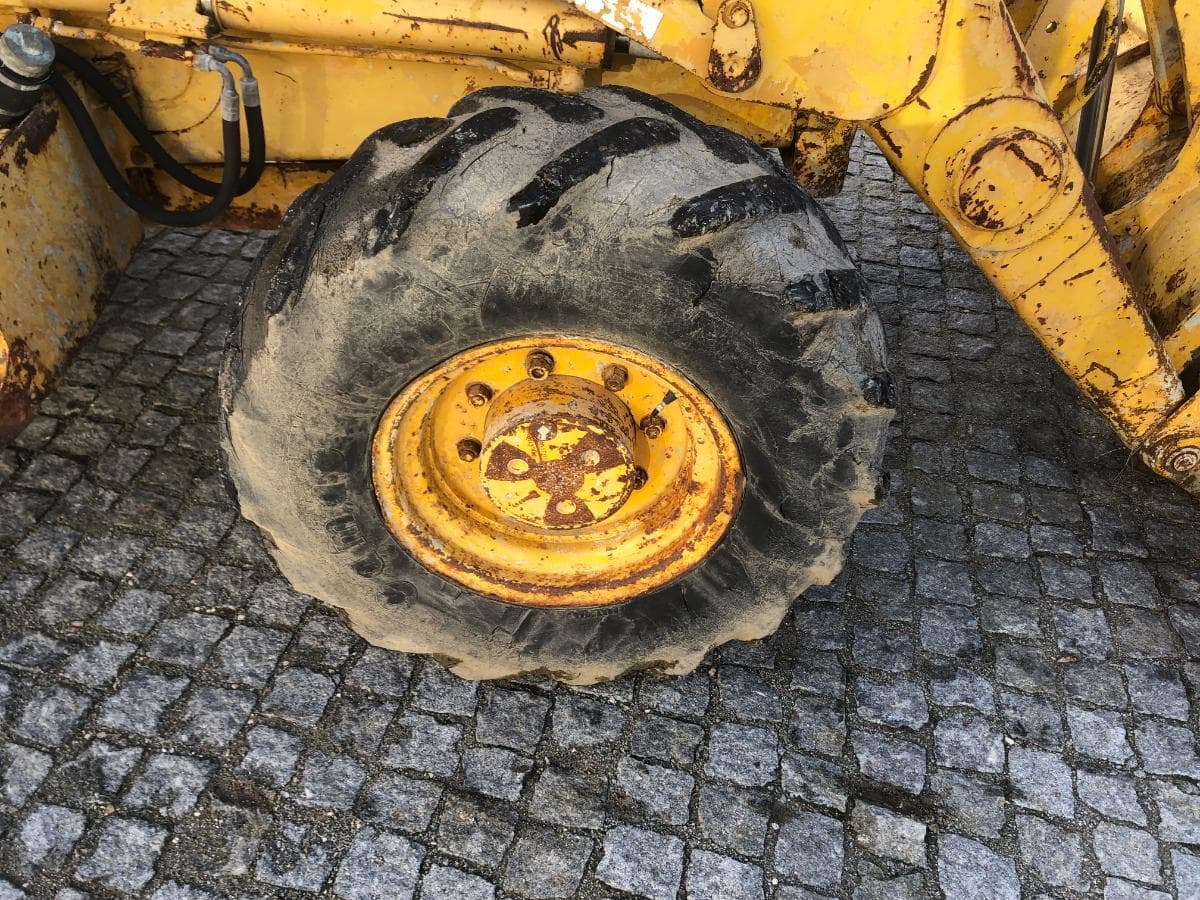 Retroescavadora CAT 428-II 4x4 — imagen 9