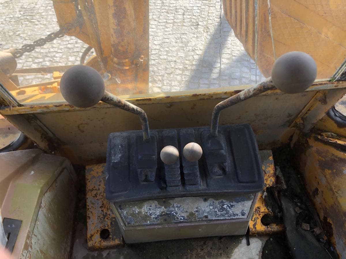 Retroescavadora CAT 428-II 4x4 — imagen 22