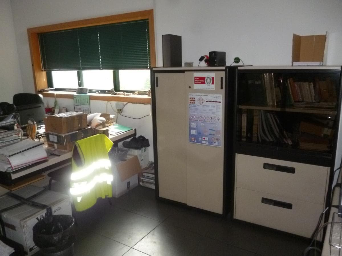 Estabelecimento Comercial · Transformação, reciclagem e refinação de alumínios e outros resíduos · Viana do Castelo — imagem 73