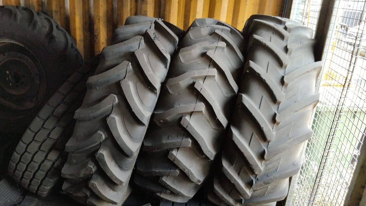 Ruedas + Ruedas + Ruedas + Ruedas + Ruedas + Ruedas + Ruedas · — imagen 14