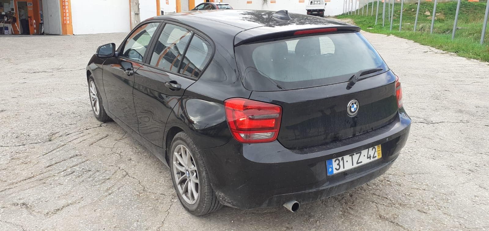 BMW 116D · Ano 2015 — imagen 6
