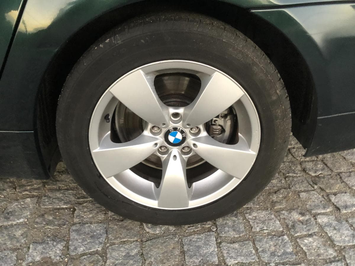 BMW 525D Touring · Ano 2005 — image 14