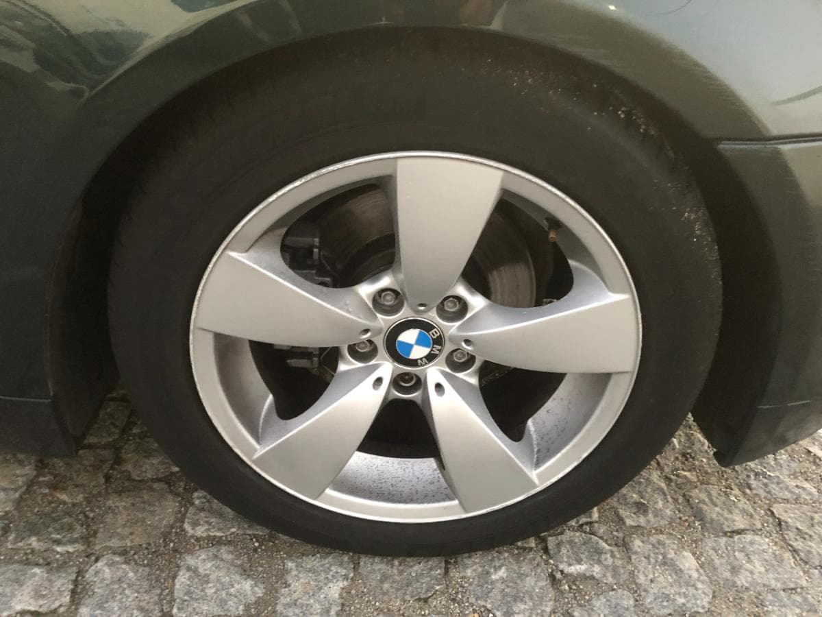 BMW 525D Touring · Ano 2005 — image 16