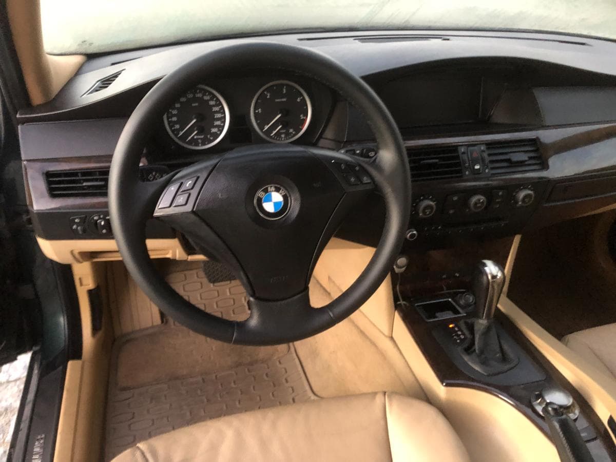 BMW 525D Touring · Ano 2005 — image 27
