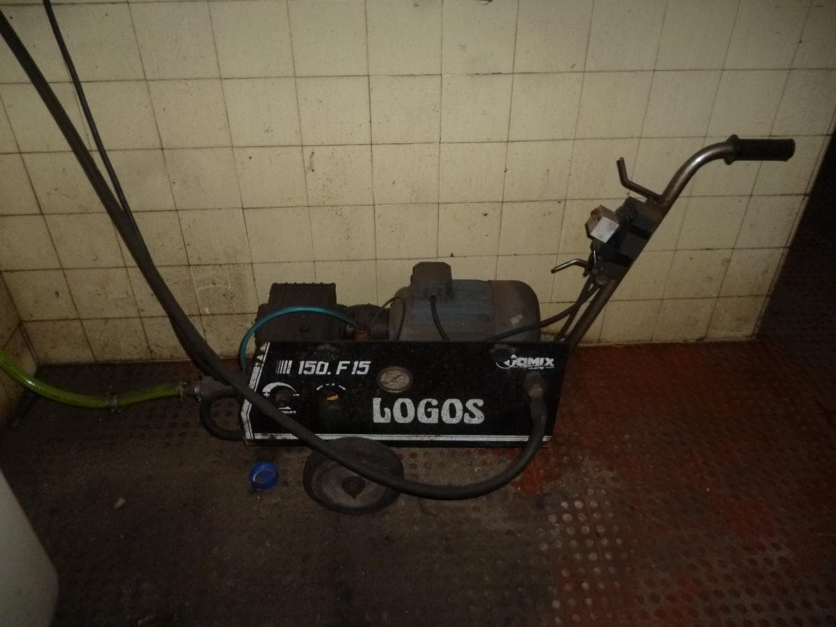 Máquina de pressão