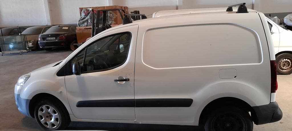 Peugeot Partner · Año 2015 — imagen 3