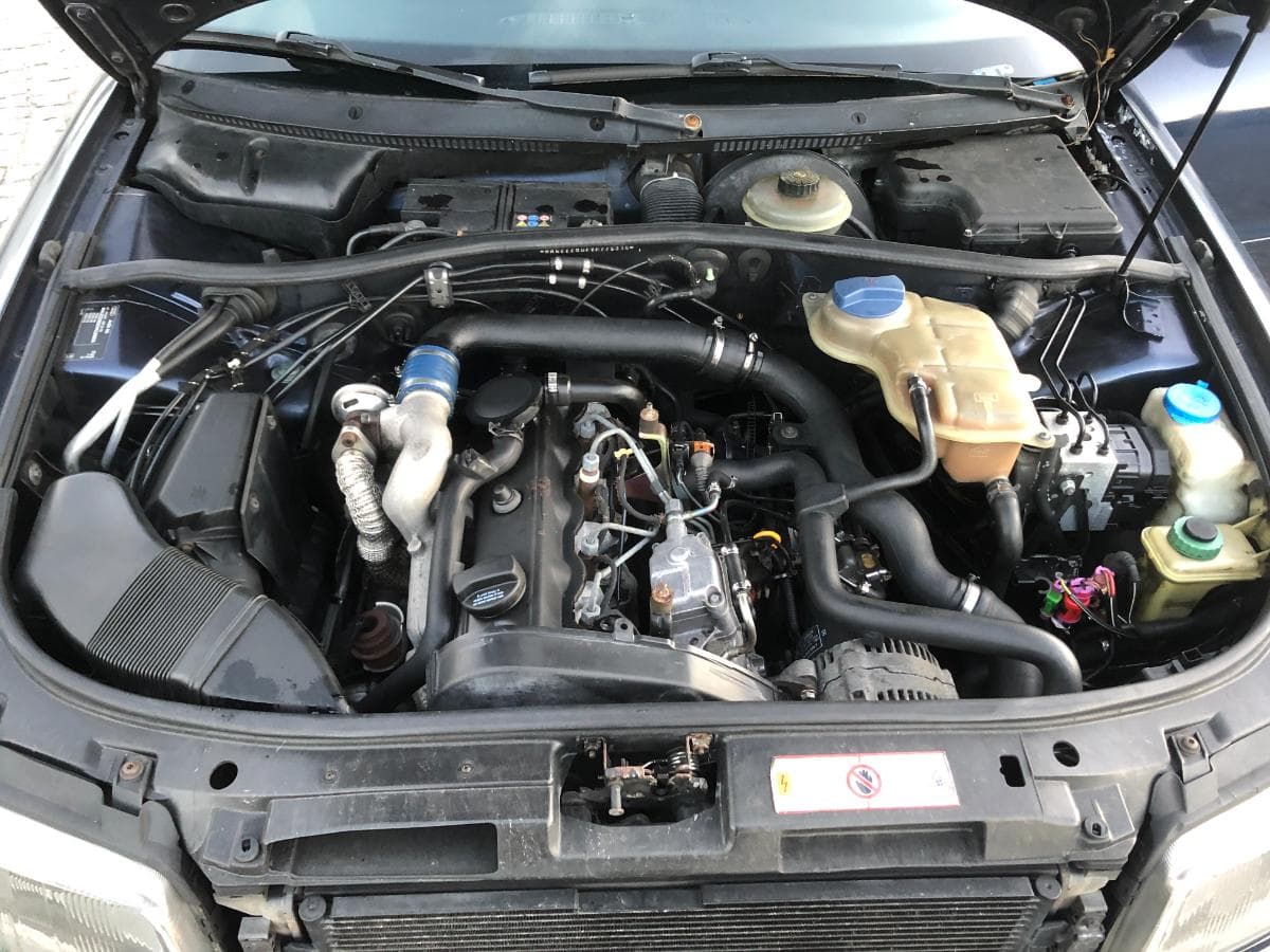 Audi  A4 · Ano 2001     89-07-SB · Paredes — imagem 4