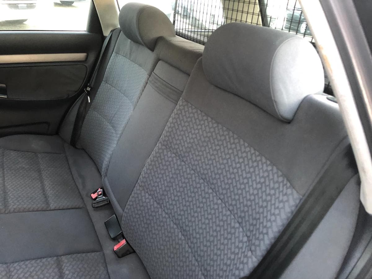 Audi  A4 · Ano 2001     89-07-SB · Paredes — imagem 20