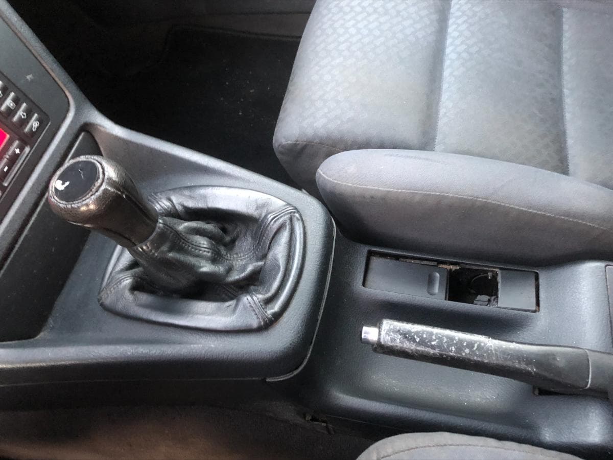 Audi  A4 · Ano 2001     89-07-SB · Paredes — imagem 29