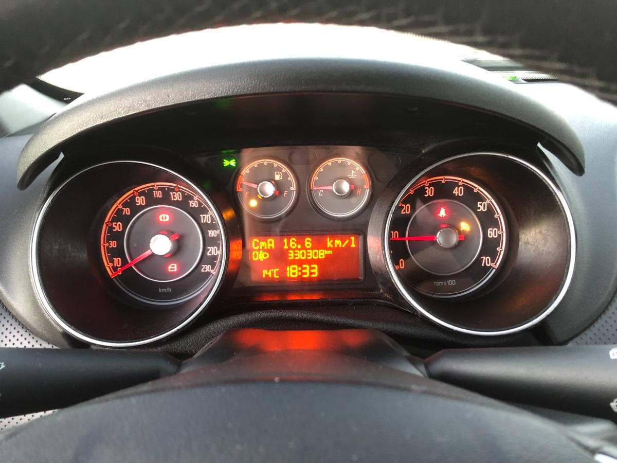 Fiat Punto Van 199 · Ano 2010 — imagem 19