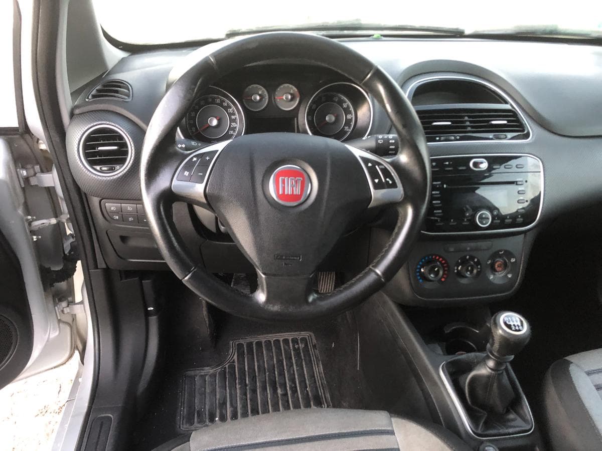 Fiat Punto Van 199 · Ano 2010 — imagem 29