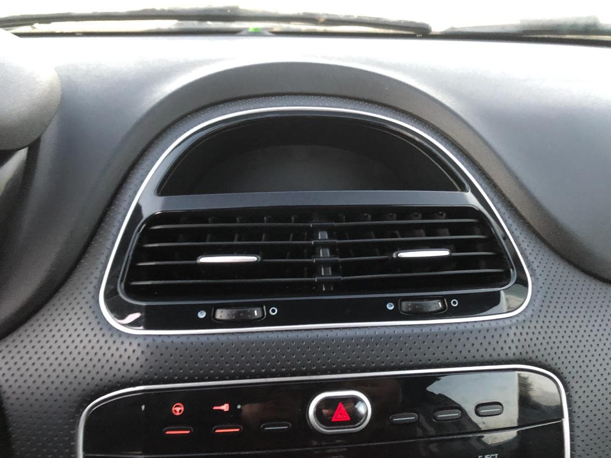 Fiat Punto Van 199 · Ano 2010 — imagem 30