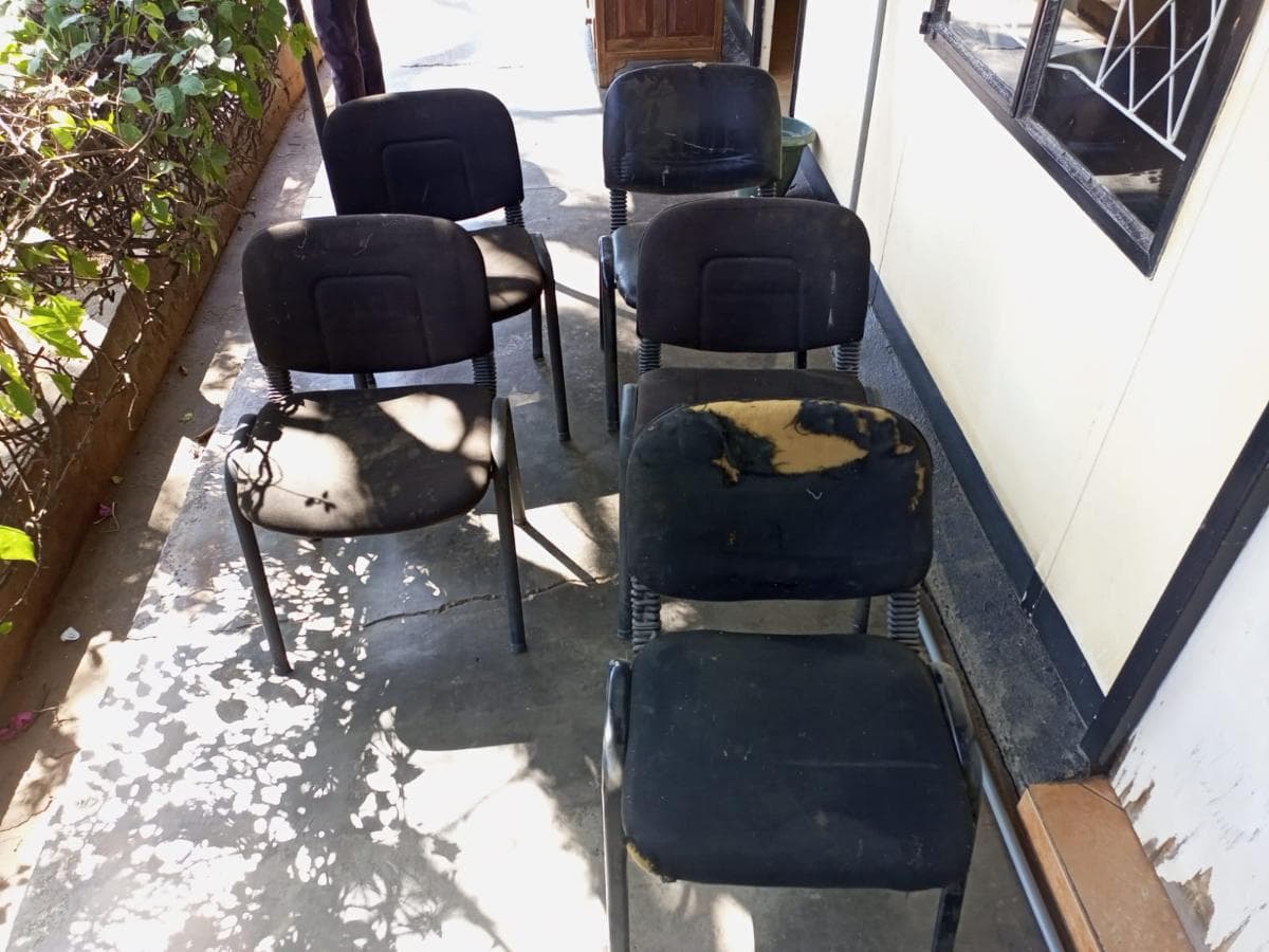 Mobiliário de escritório · — imagem 2