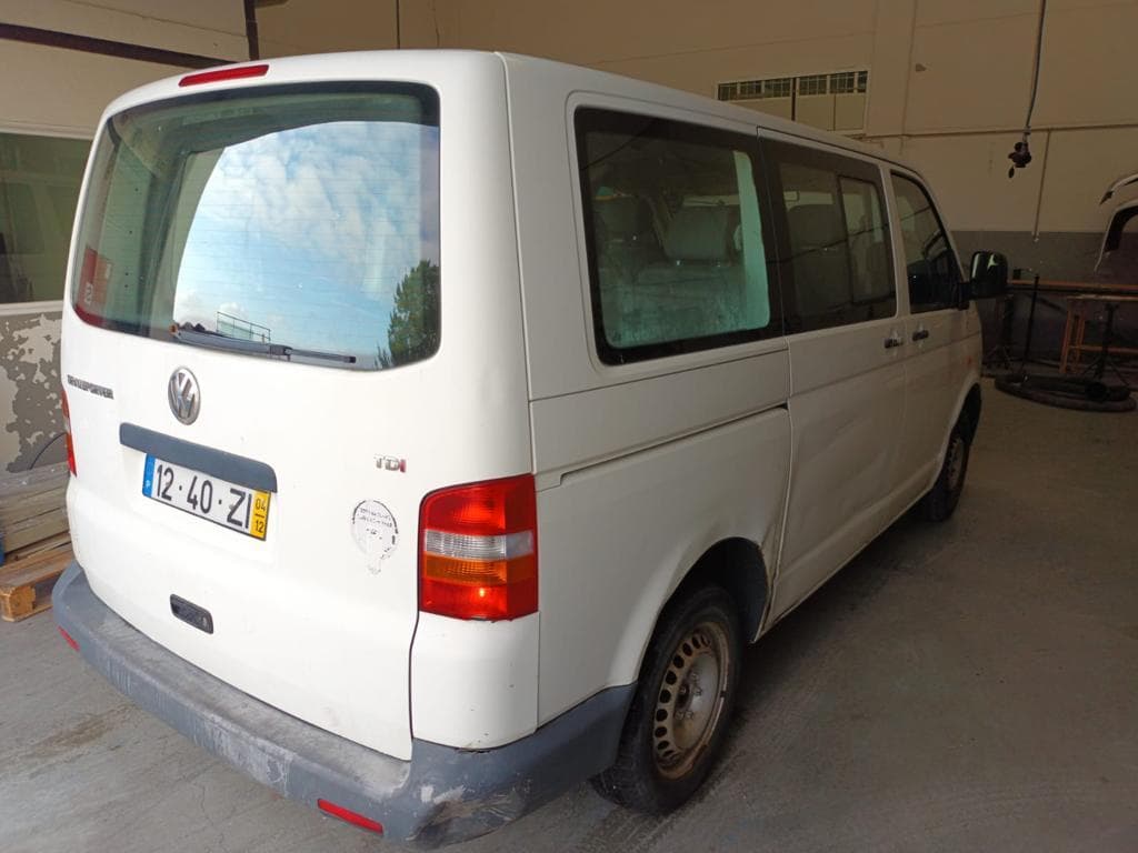 Volkswagen Transporter T5 1.9 TDI · Ano 2004 — imagen 10