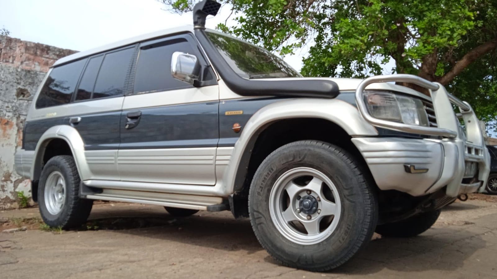 Mitsubishi Pajero · — imagem 4