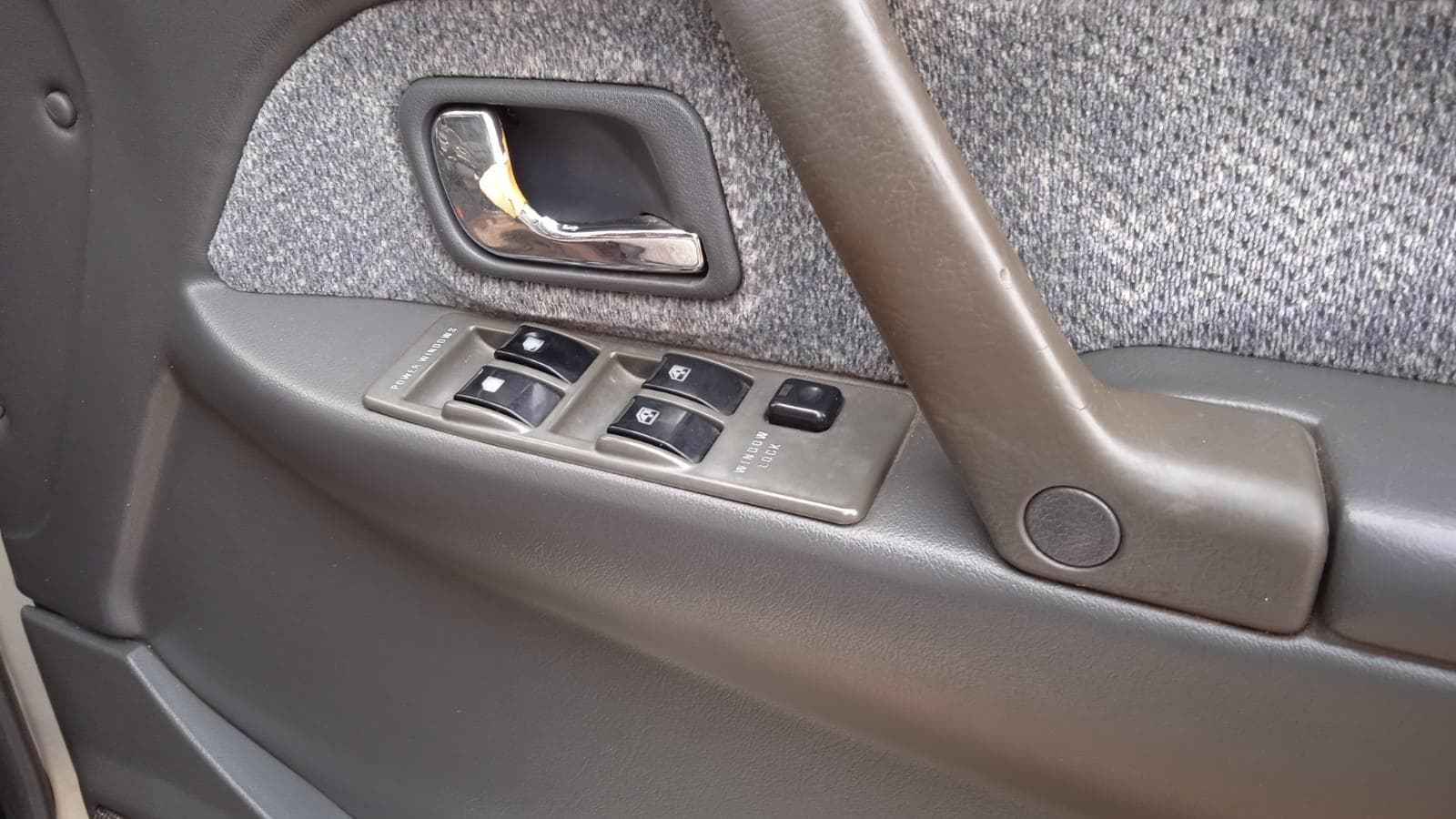Mitsubishi Pajero · — imagem 14