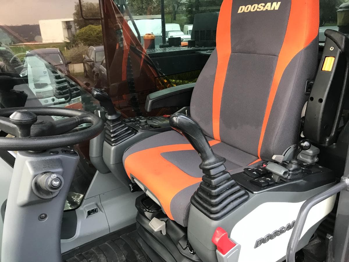 Giratória de Rodas Doosan DX 170 W-5 — imagen 12