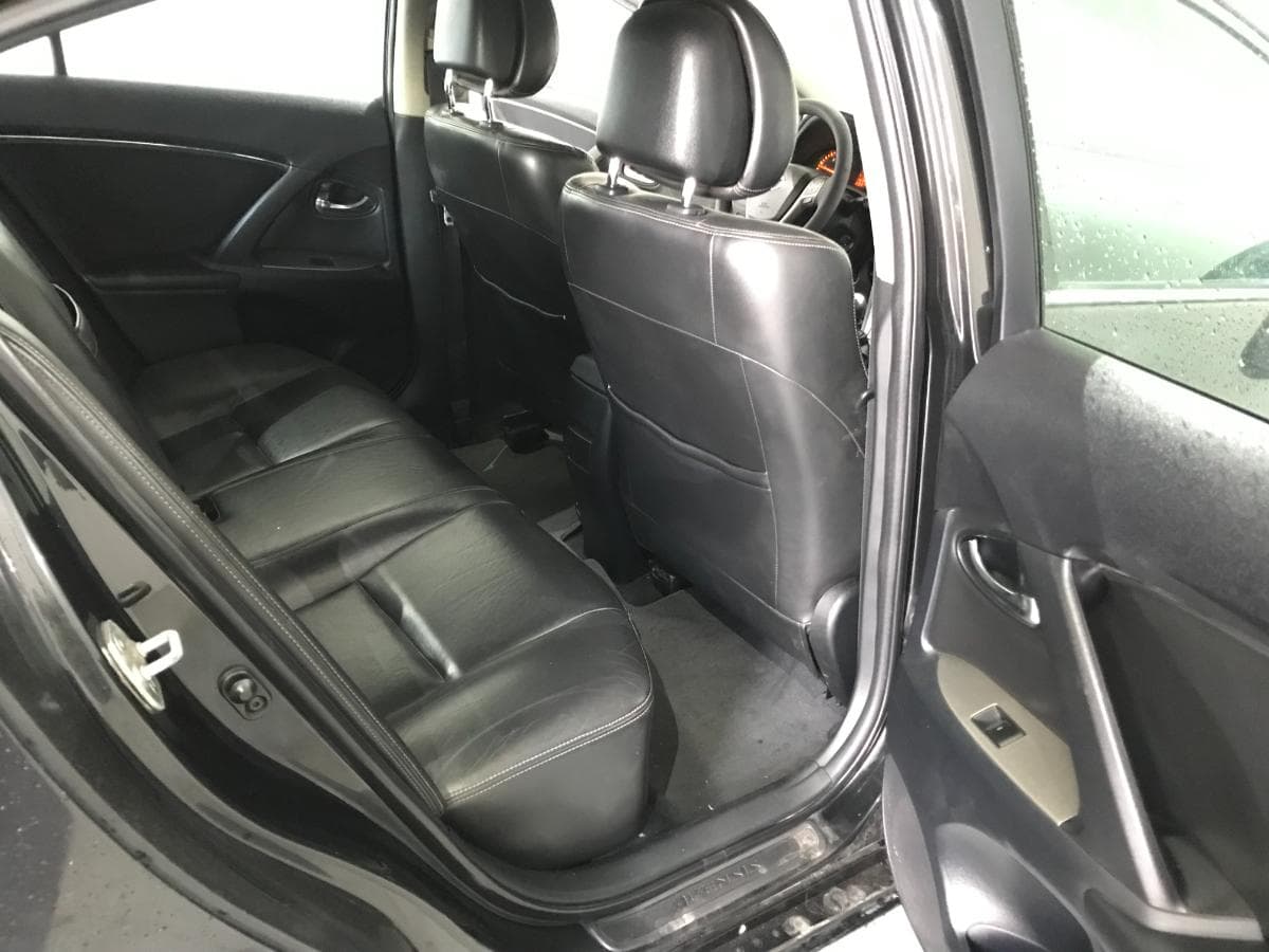 Toyota Avensis 2.0 D-4D · Ano 2011 — imagen 18