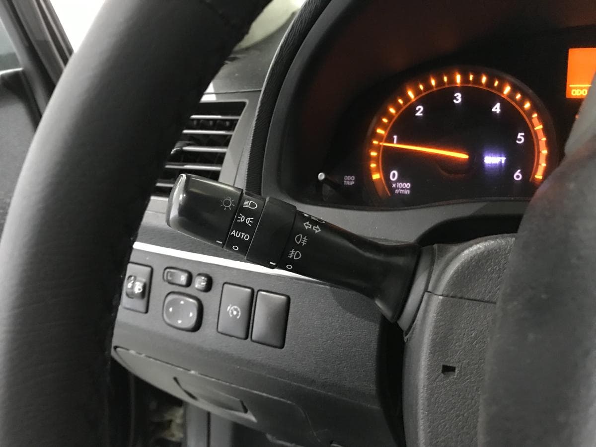 Toyota Avensis 2.0 D-4D · Ano 2011 — imagen 35